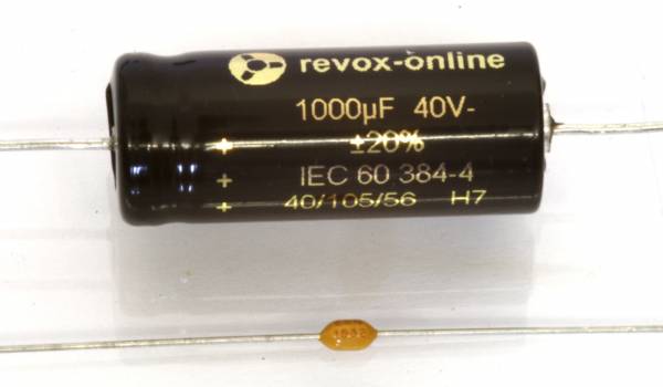 Kondensator 1000µF 40V axial mit Bypass